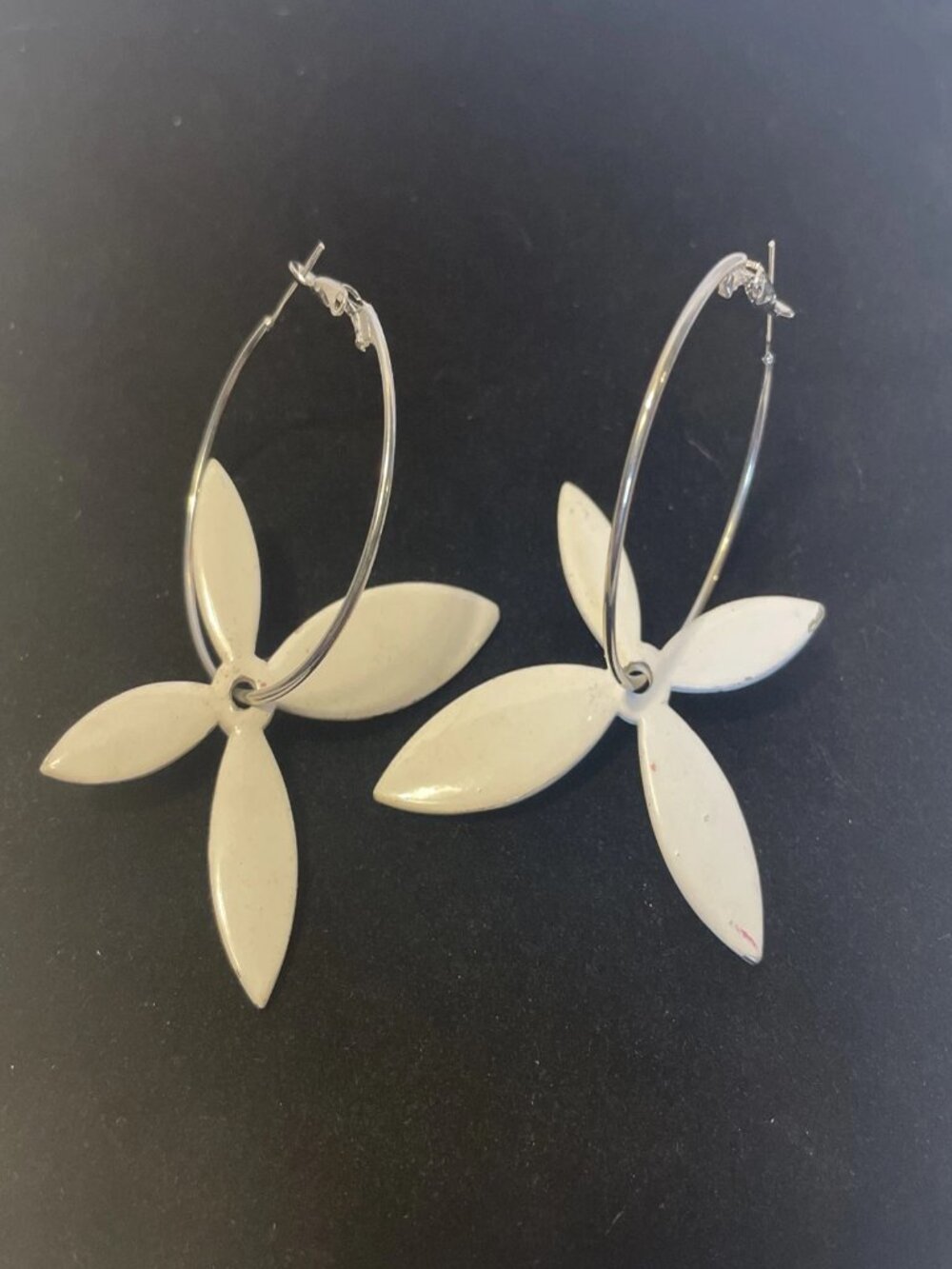 Pink Enamel Frangipani Flower Hoop Earrings Tropical Floral Charm Costume Jewelr - Picture 5 of 8